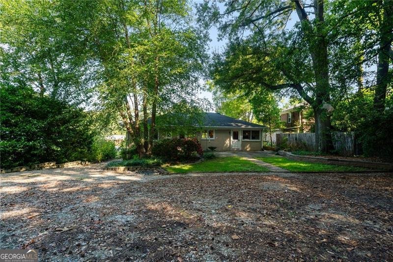 1361 Christmas Lane Atlanta - 30