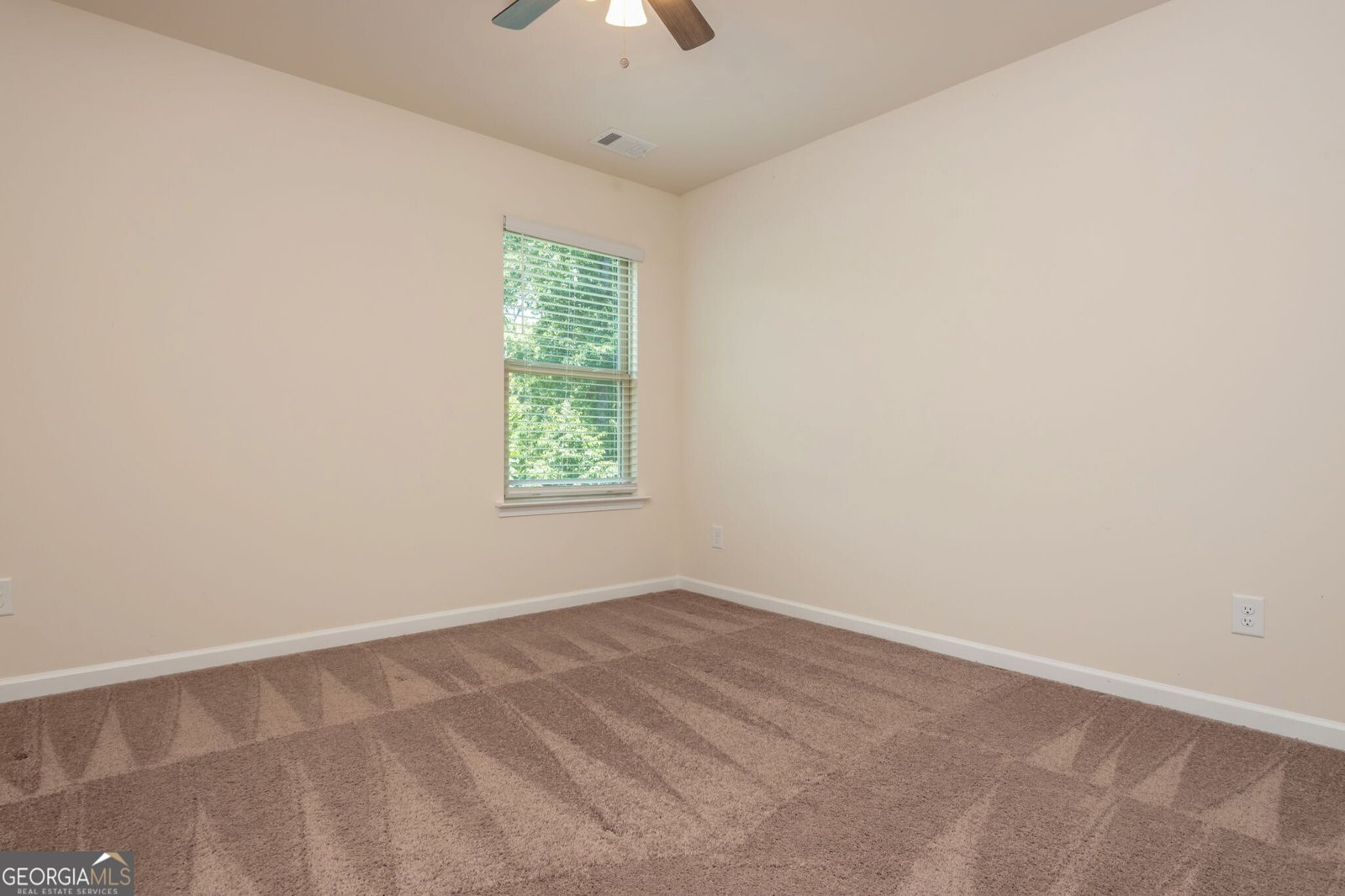 9445 Dunmoore Drive Cumming - 14