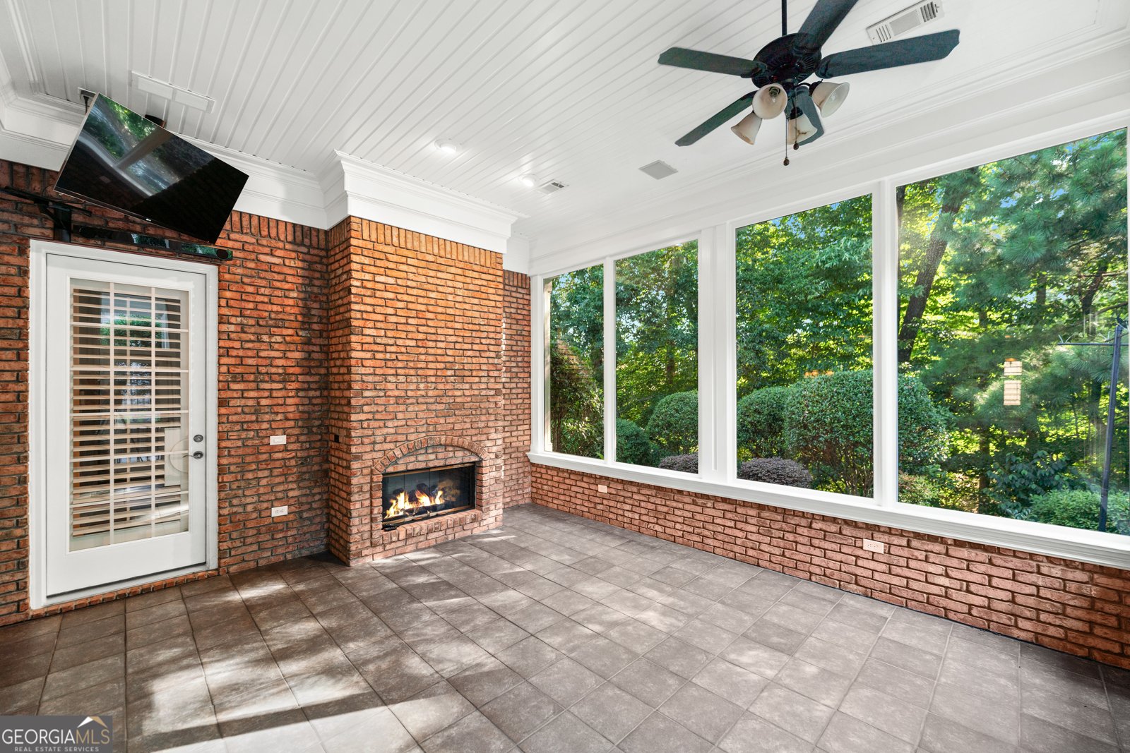 3675 Woodlawn Court Buford - 6