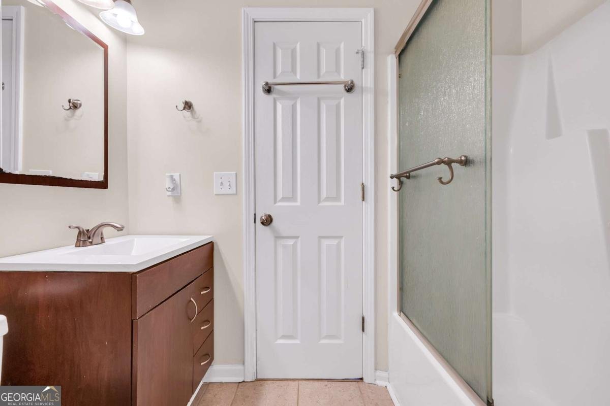 152 Stoneforest Drive Woodstock - 12