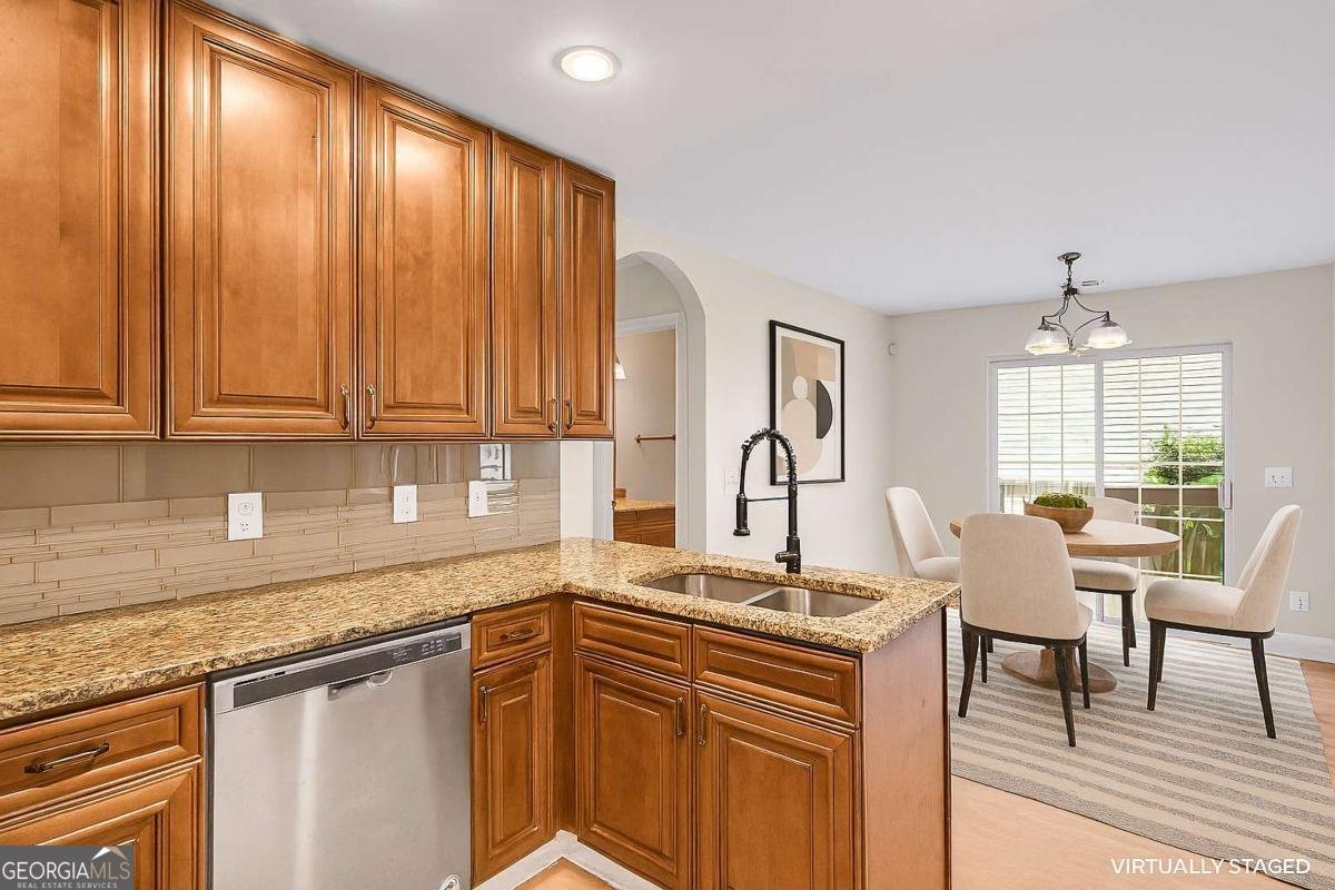152 Stoneforest Drive Woodstock - 4