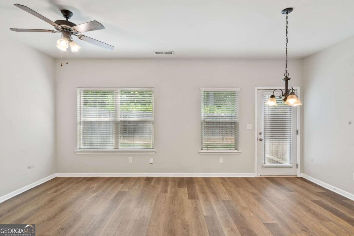 6048 Oak Bend Court Riverdale - 11