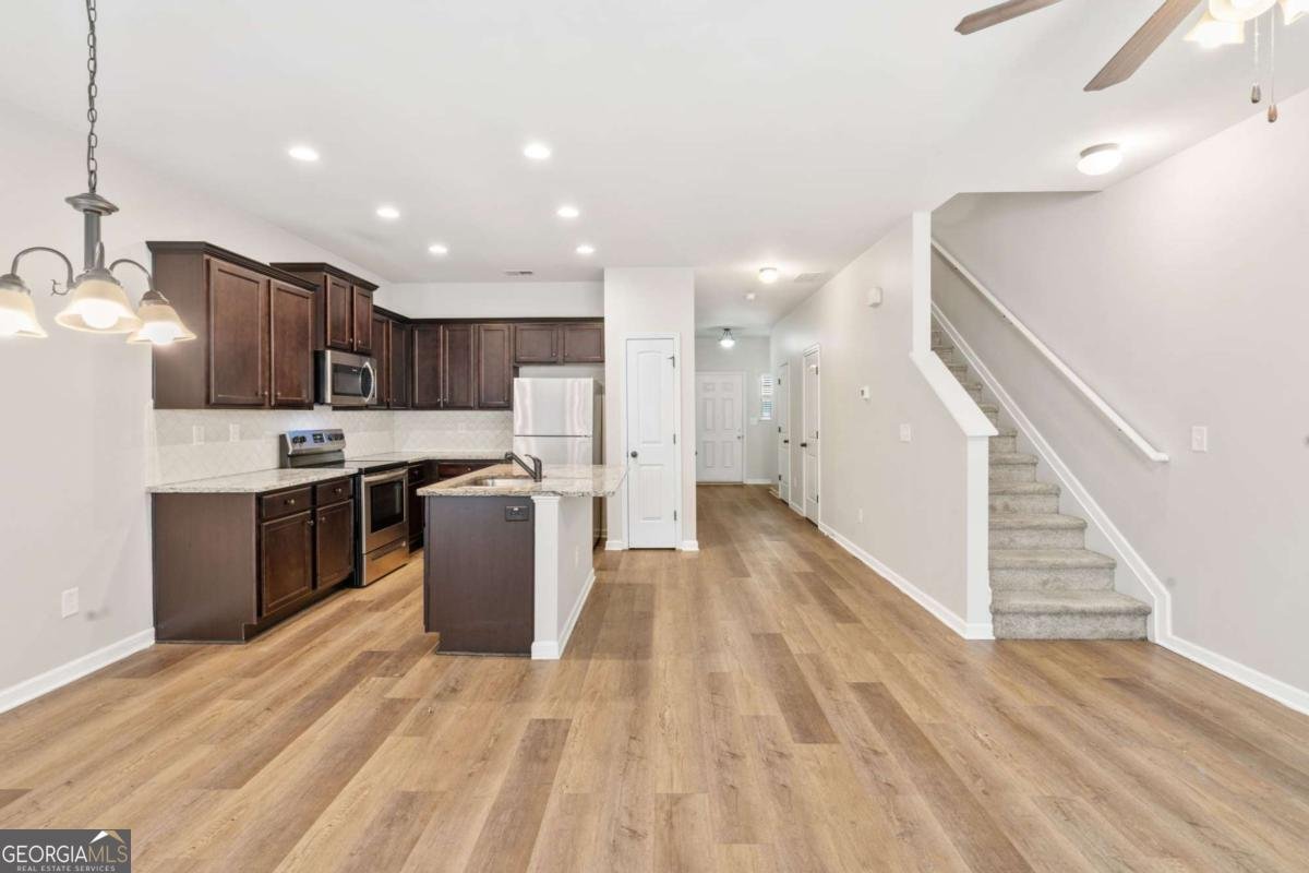 6048 Oak Bend Court Riverdale - 12