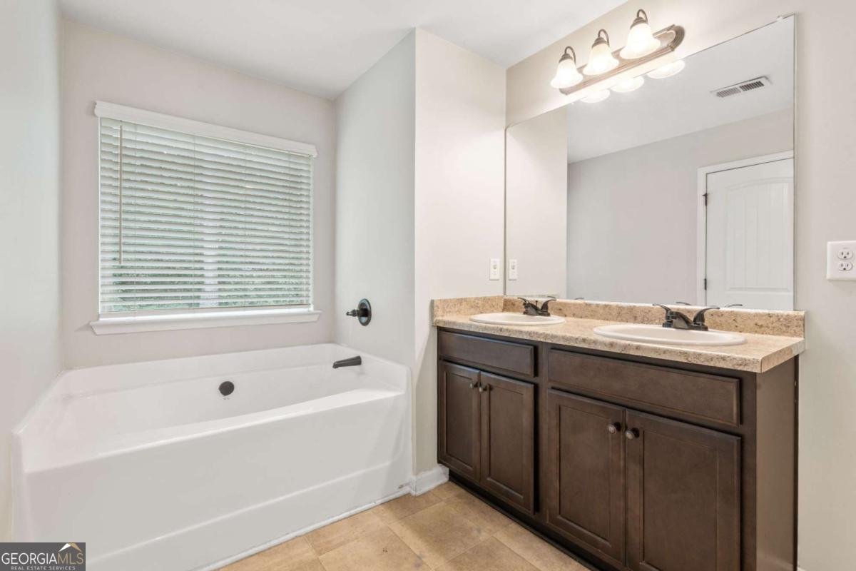 6048 Oak Bend Court Riverdale - 21