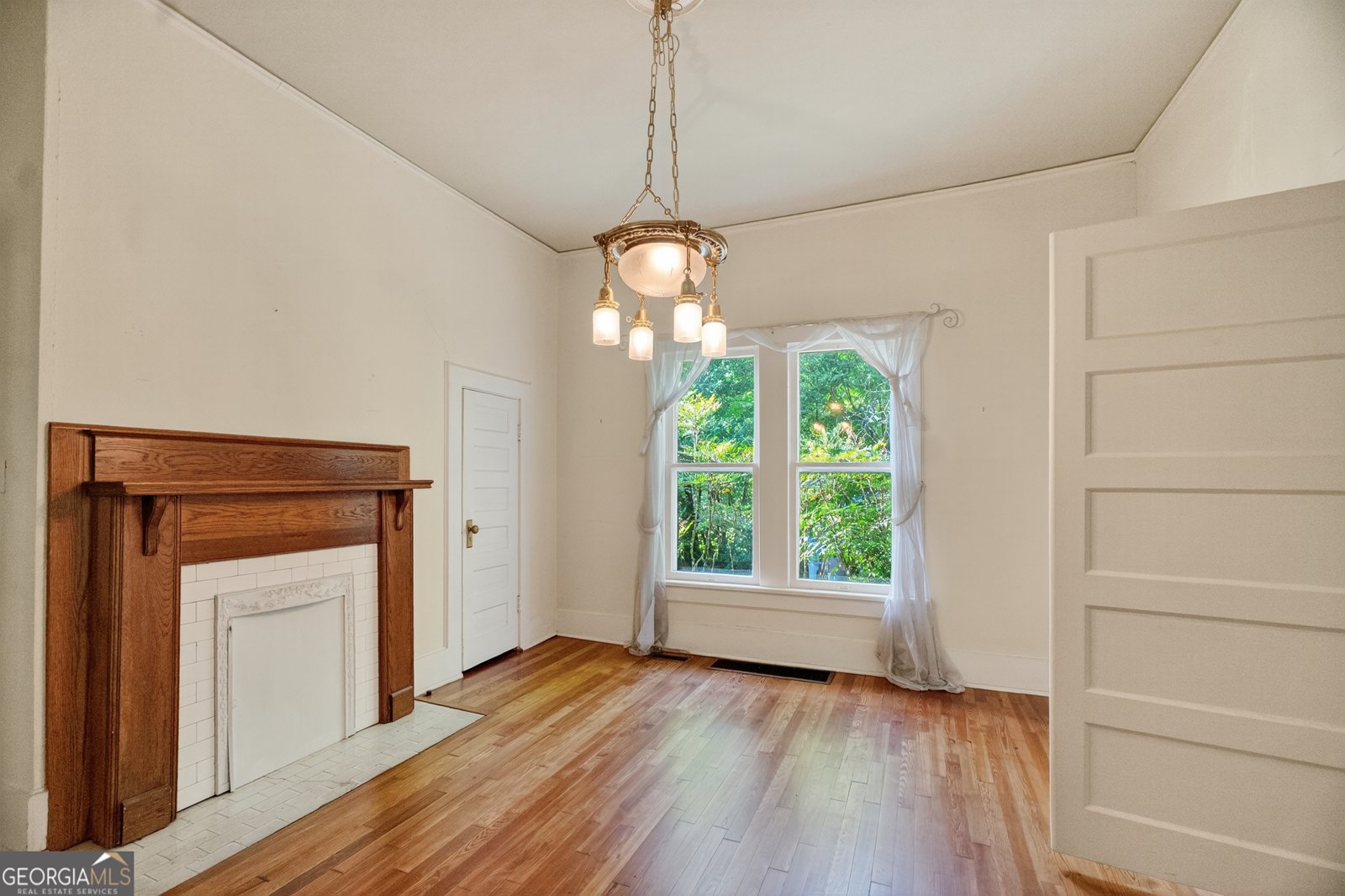513 Park Avenue Lagrange - 11