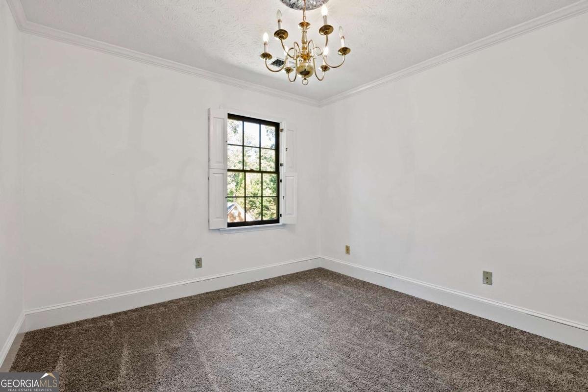 2646 Kinnett Drive Lilburn - 27