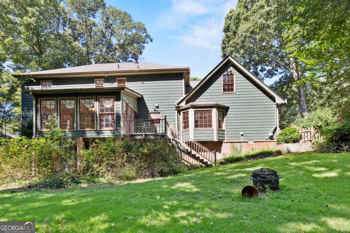 2646 Kinnett Drive Lilburn - 33