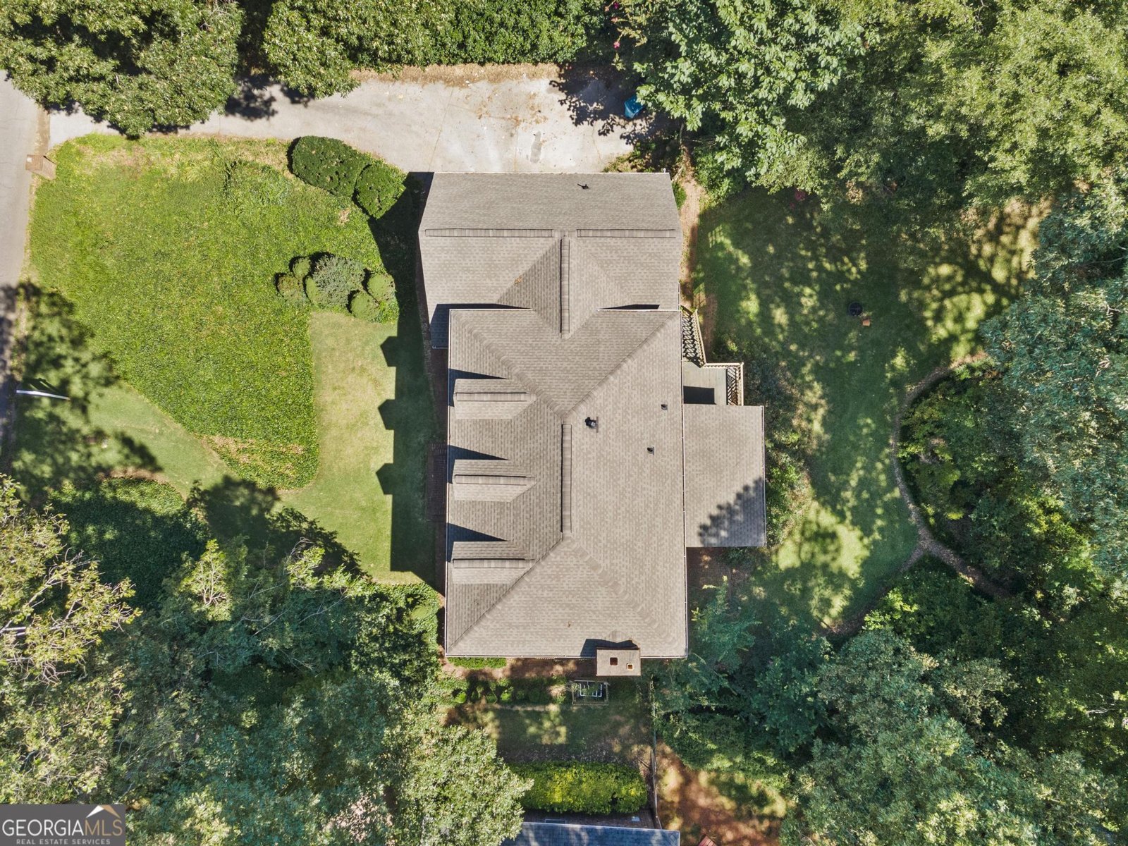 2646 Kinnett Drive Lilburn - 39