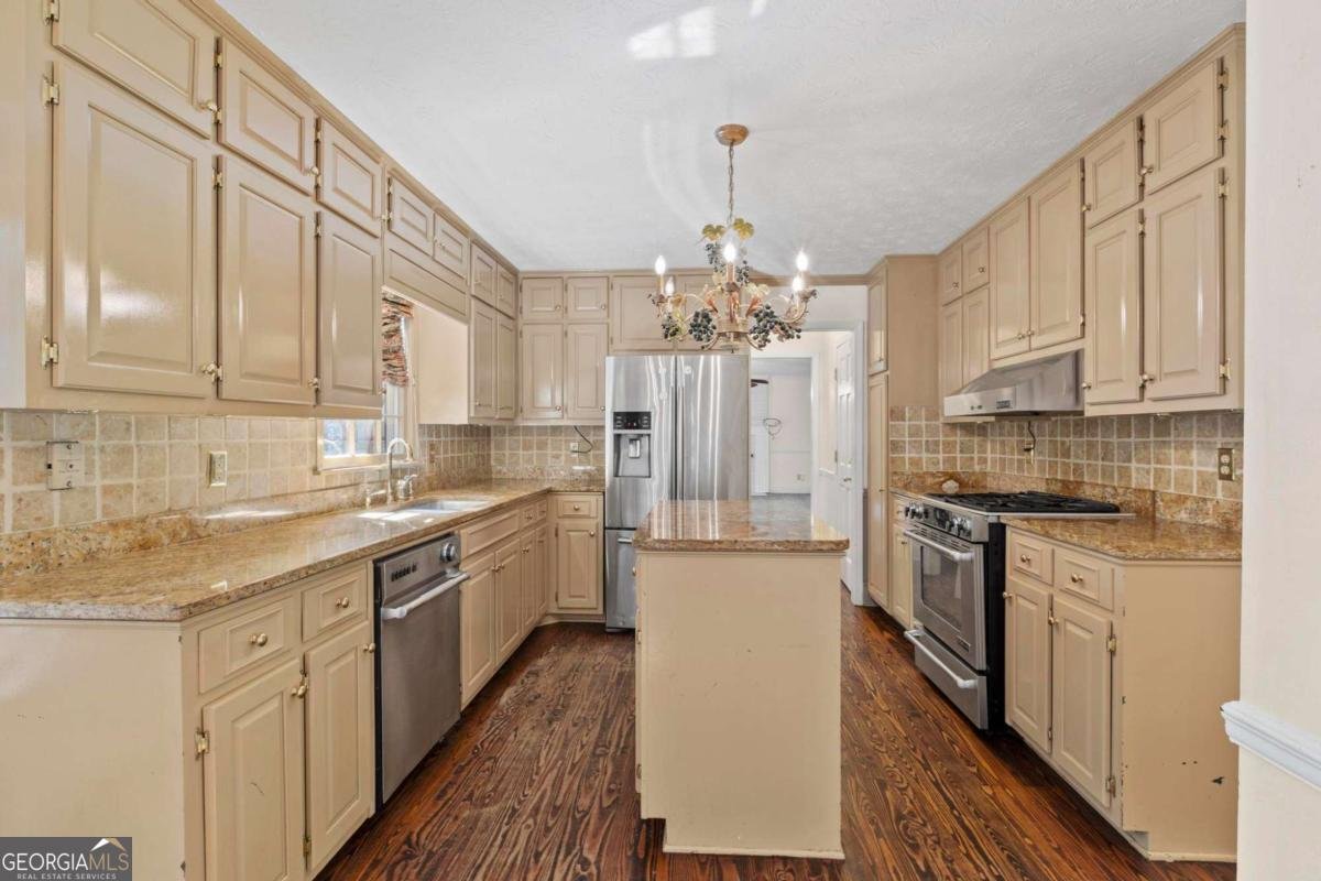 2646 Kinnett Drive Lilburn - 8
