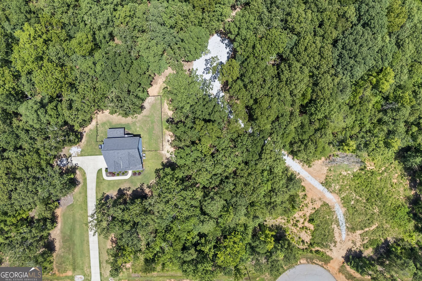 211 Blackthorn Road Colbert - 10