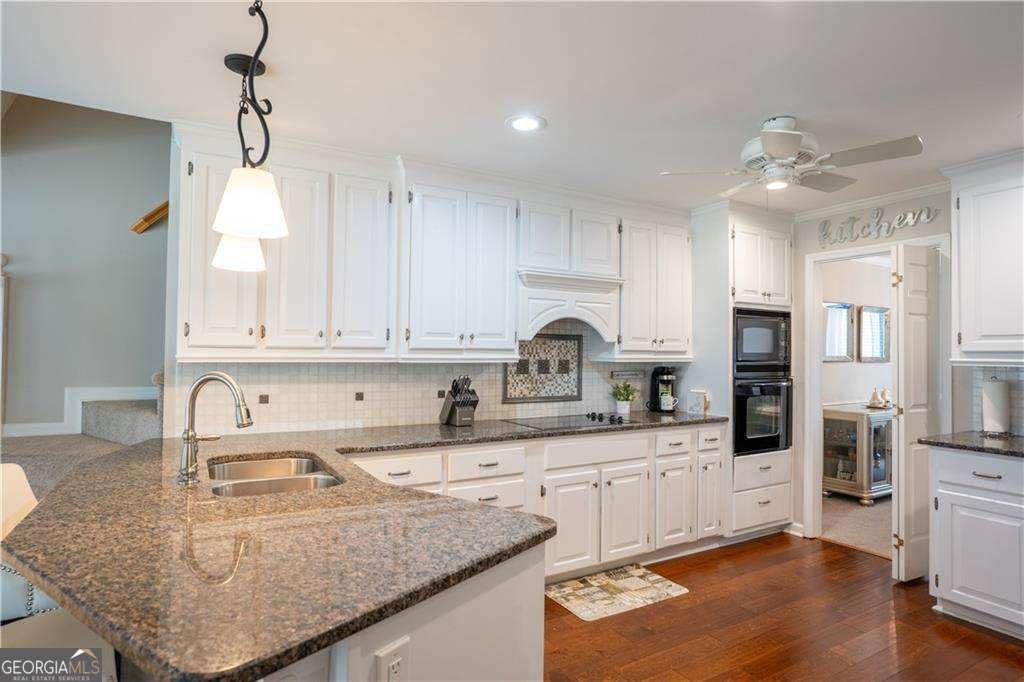 5713 Brynwood Circle Acworth - 1