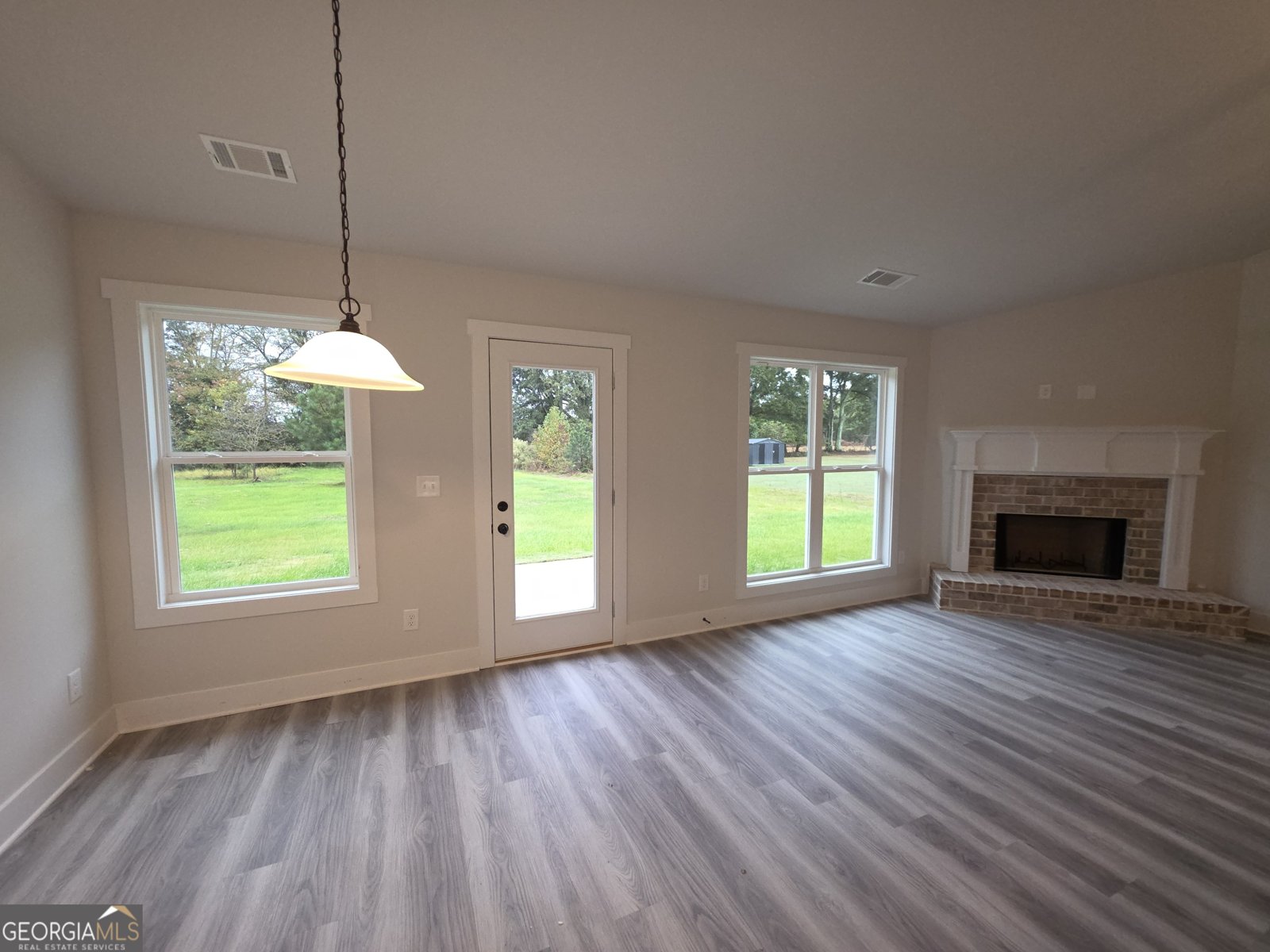 227 Dove Field Drive Statham - 7