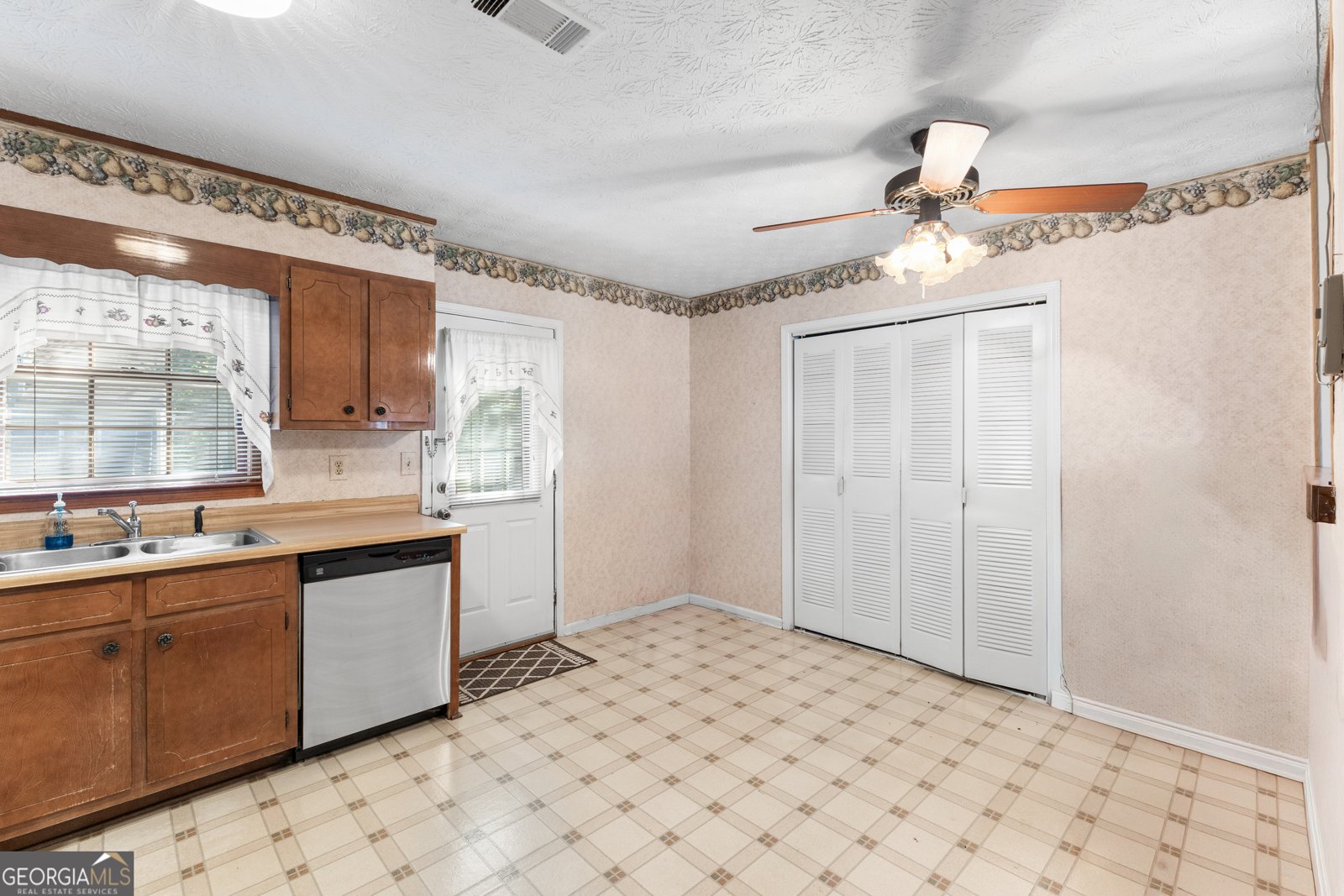 4609 Vintage Lane Buford - 10