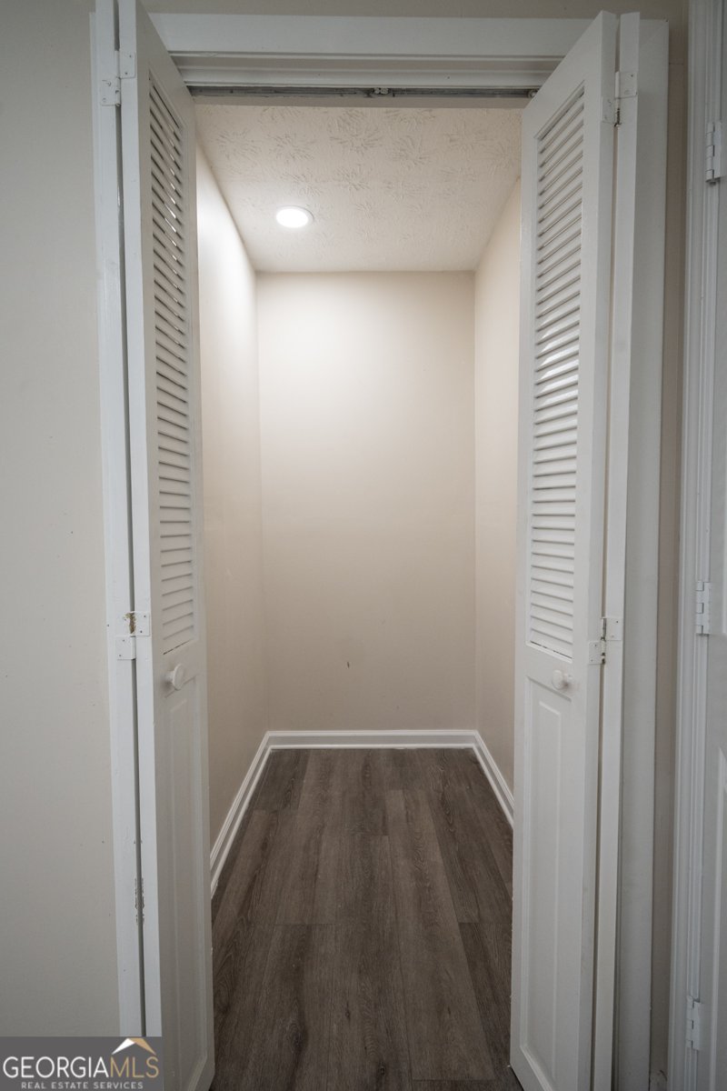 2743 Lake Capri Drive Conyers - 16
