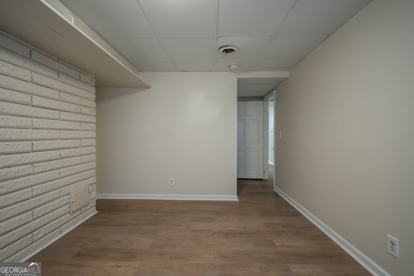 2743 Lake Capri Drive Conyers - 27