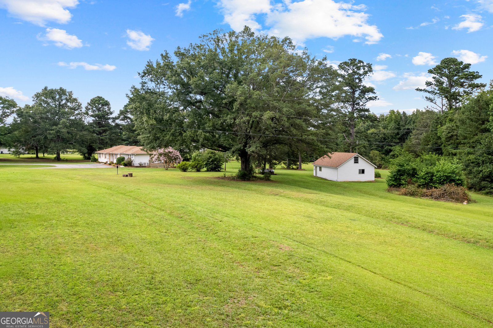 1367 Sharpsburg McCollum Road Sharpsburg - 43