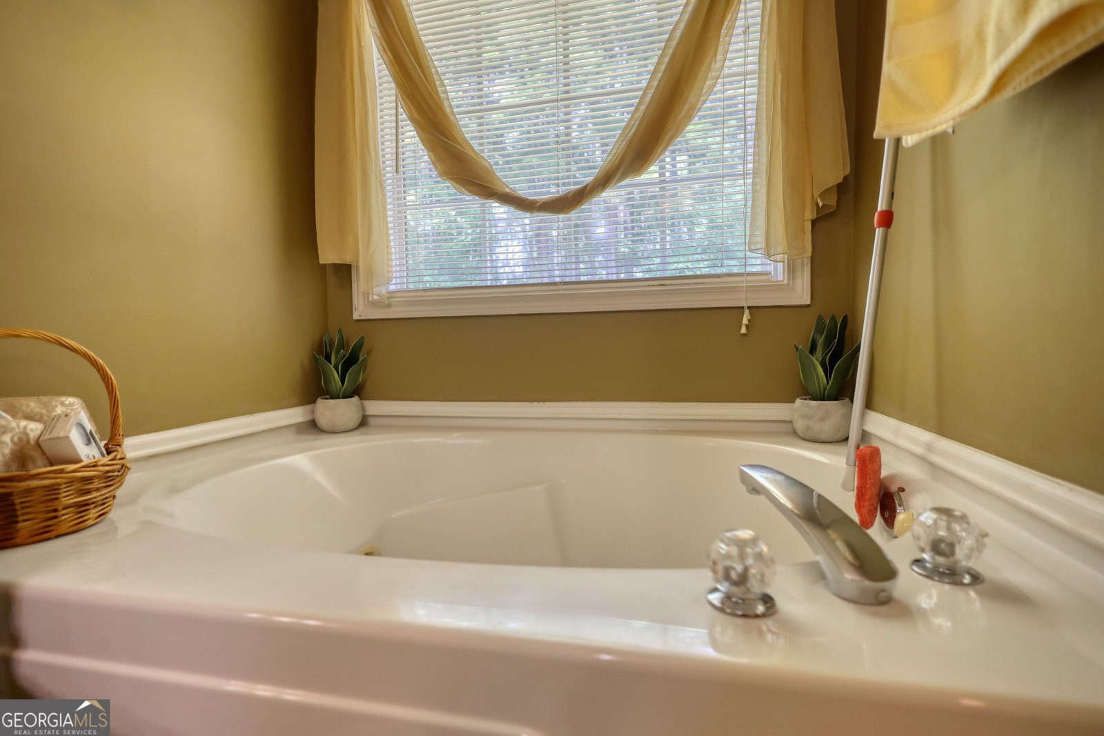 215 Trelawney Drive Covington - 15