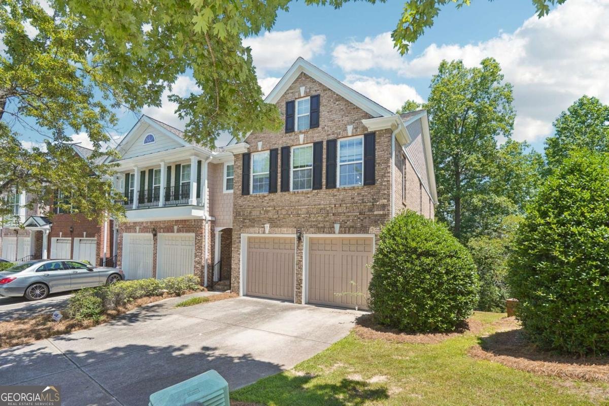 2548 Gadsen Walk Duluth - 2