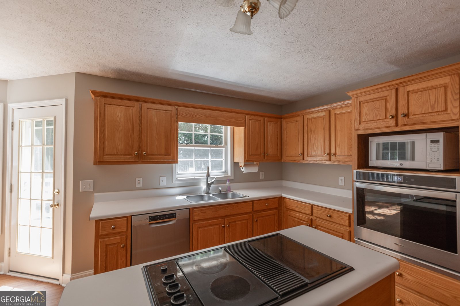 61 Leafview Drive Cleveland - 12