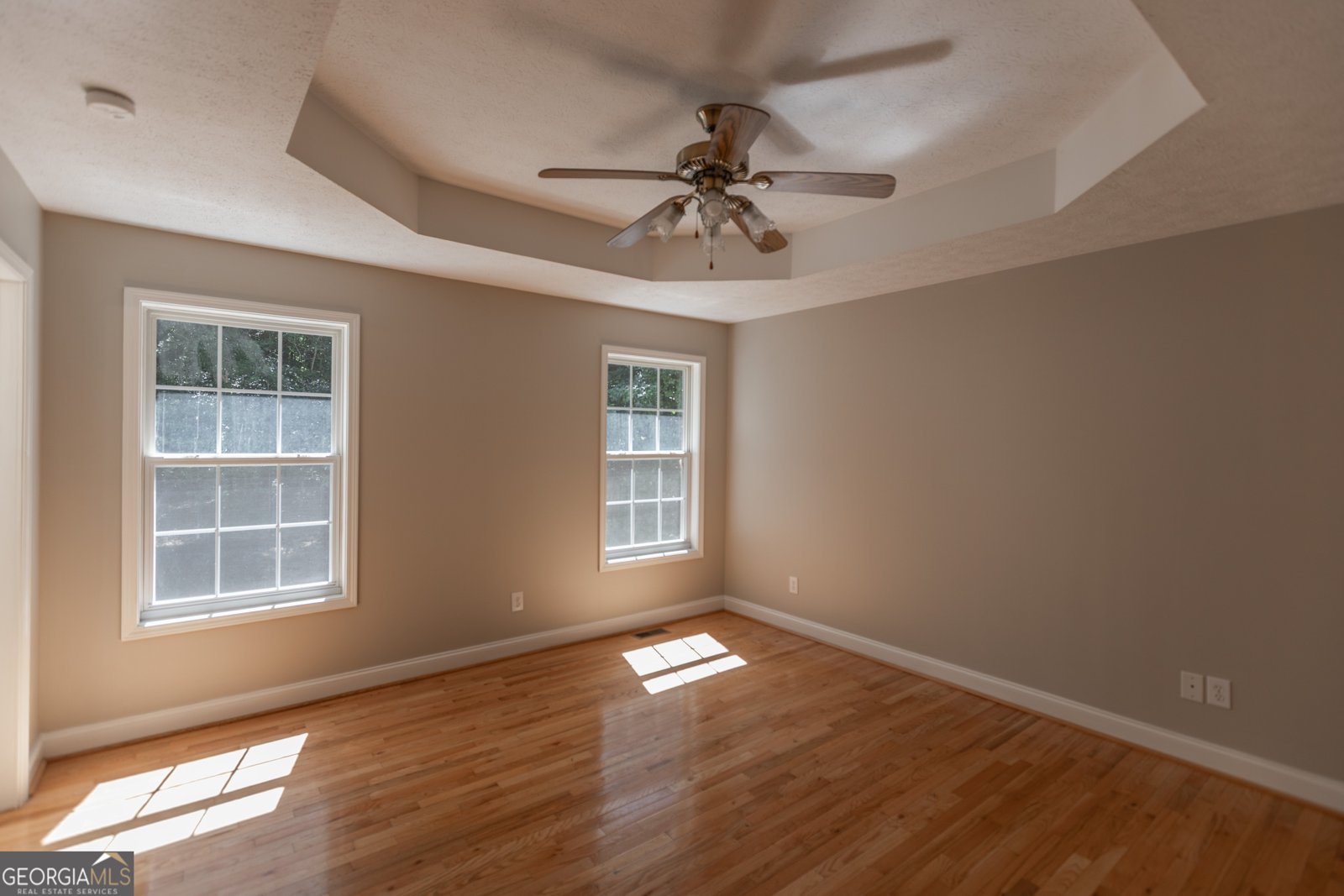 61 Leafview Drive Cleveland - 16