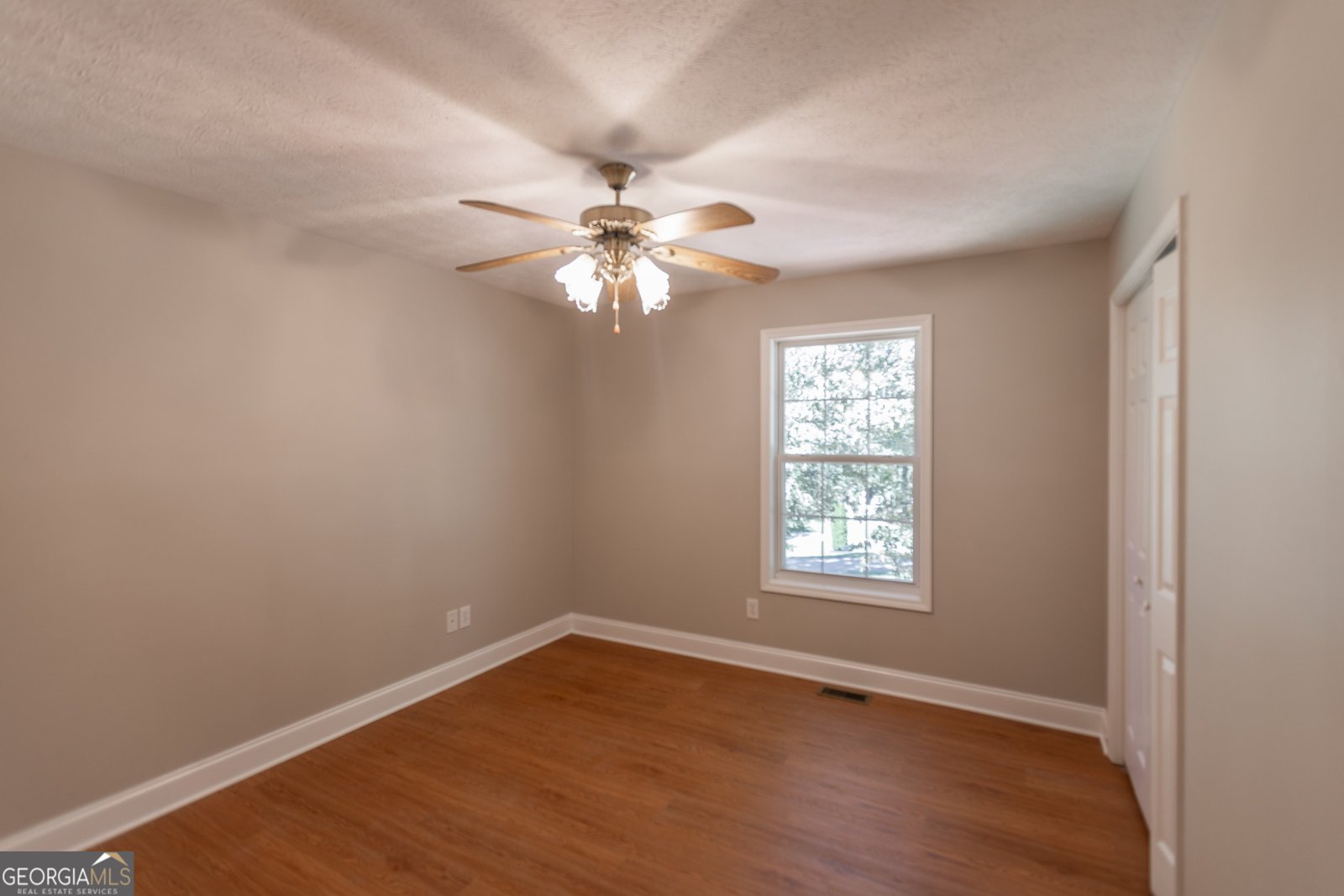 61 Leafview Drive Cleveland - 24