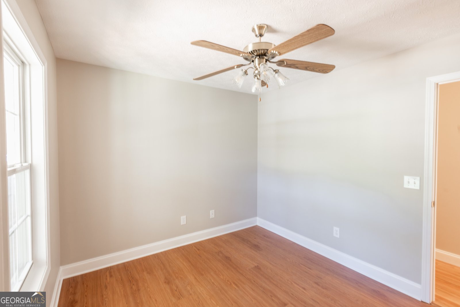 61 Leafview Drive Cleveland - 25