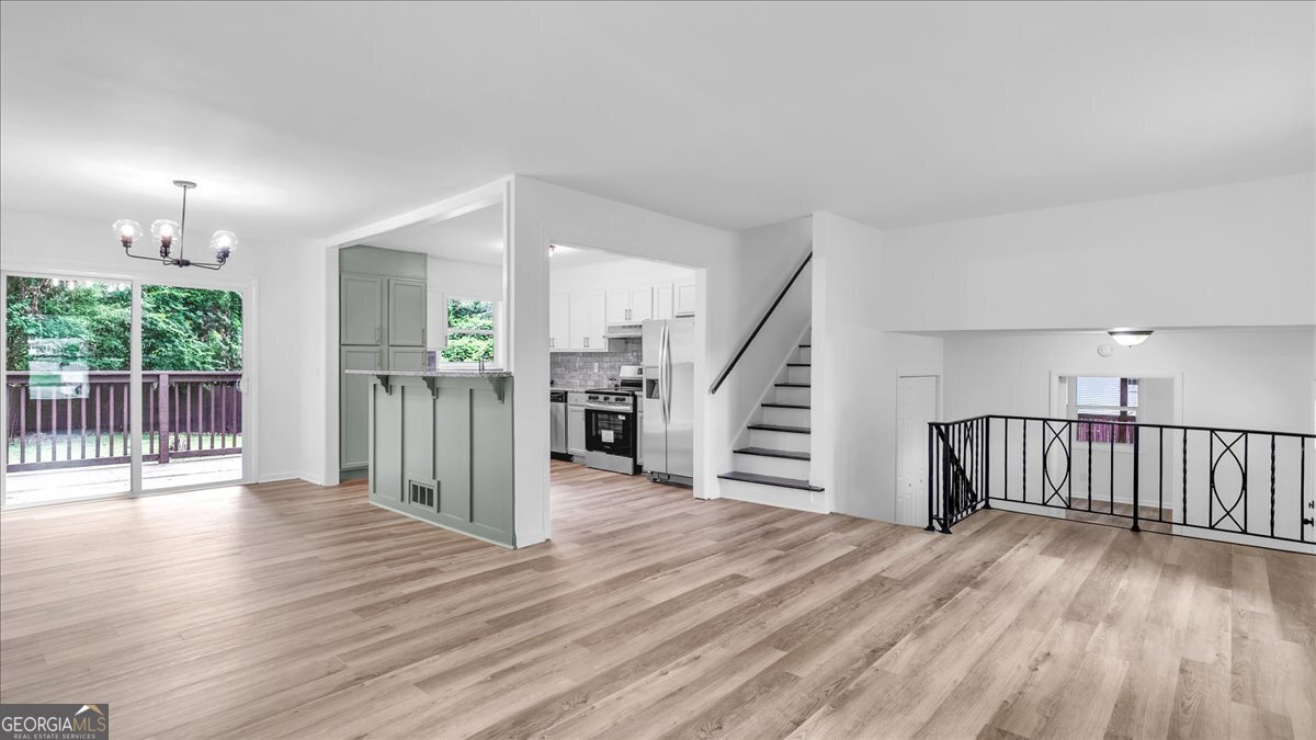 1905 ROLLINGWOOD Drive Atlanta - 13