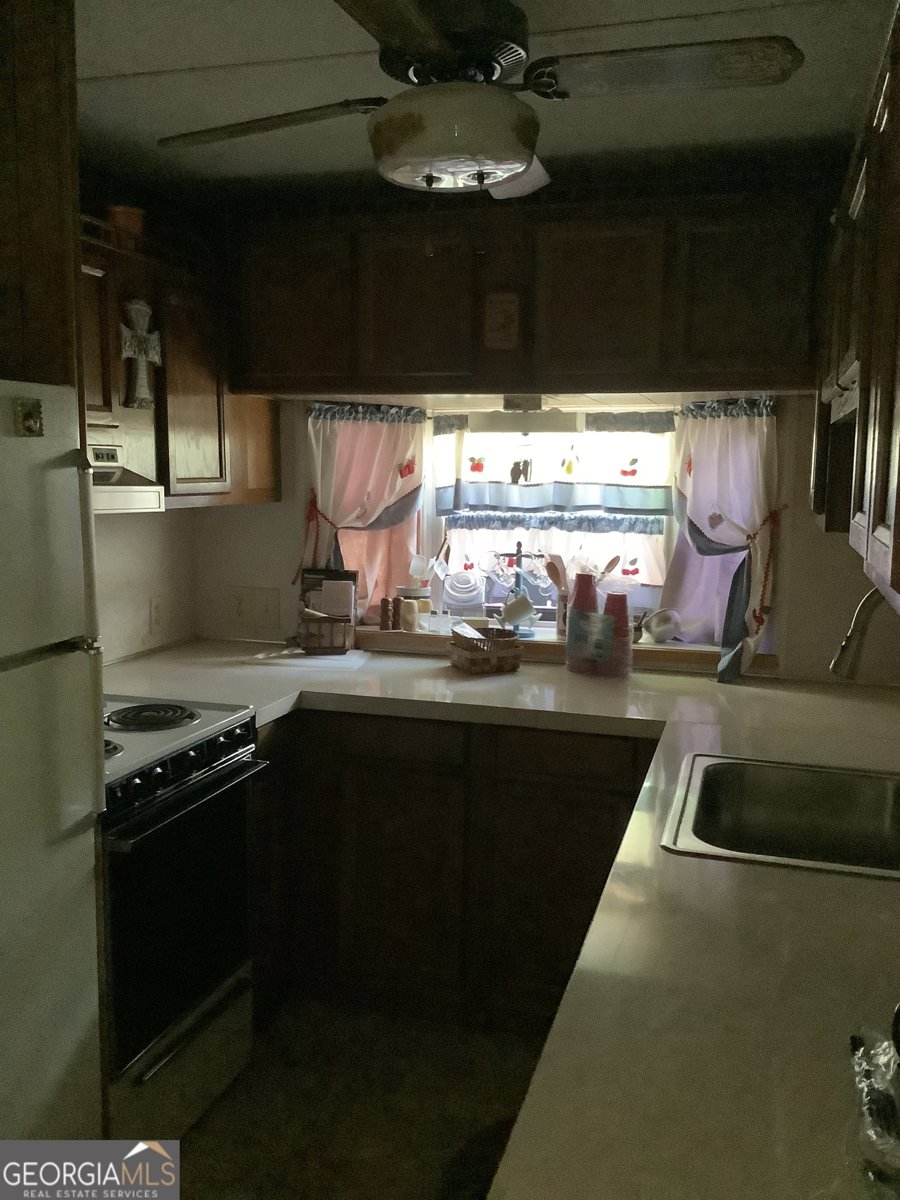 128 Cindy Parkway Cleveland - 1