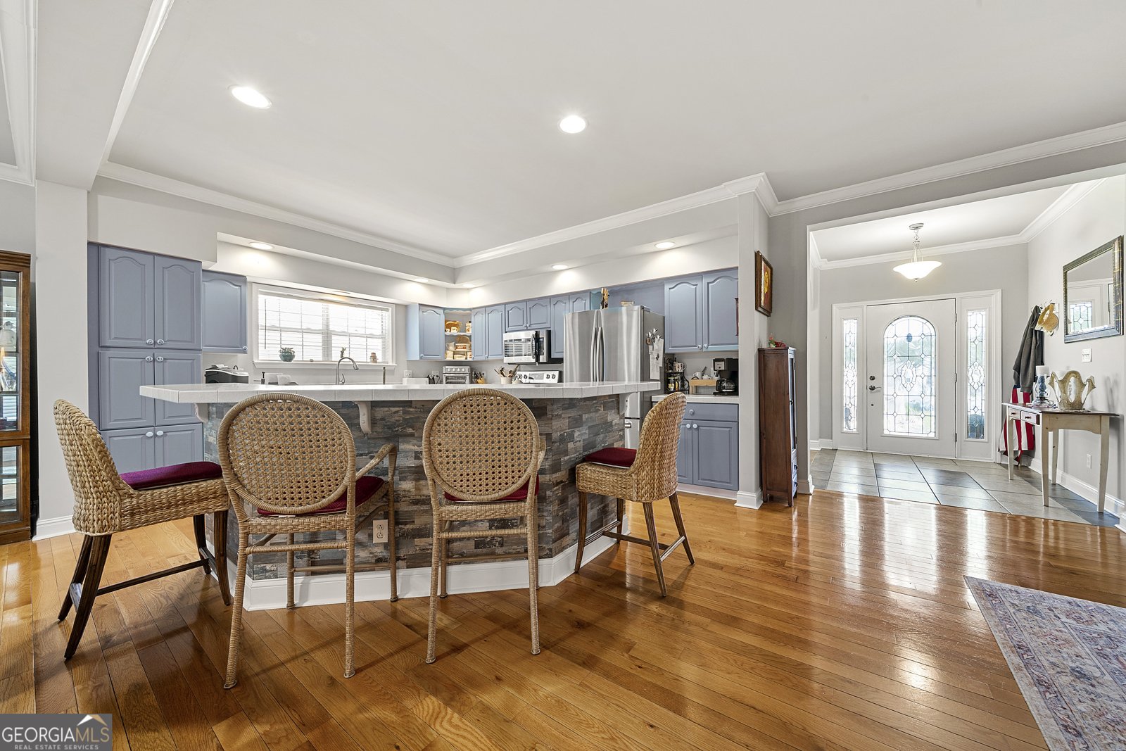 400 Sapling Court Temple - 10