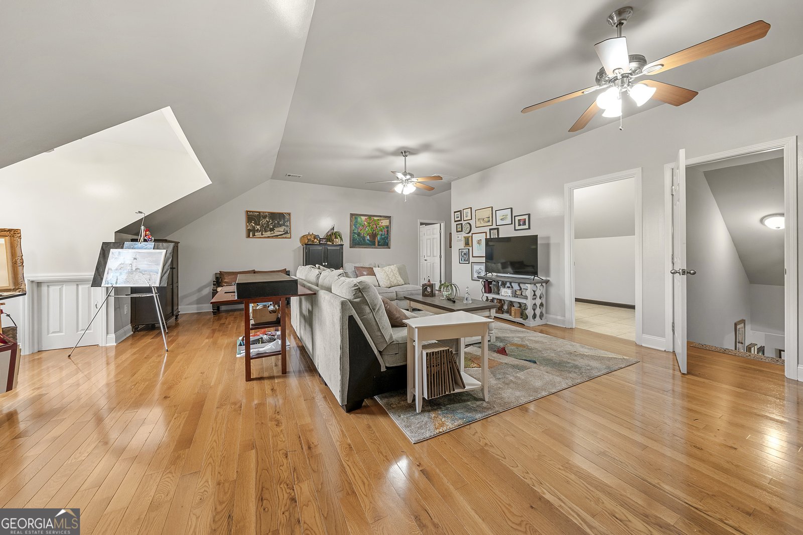 400 Sapling Court Temple - 33
