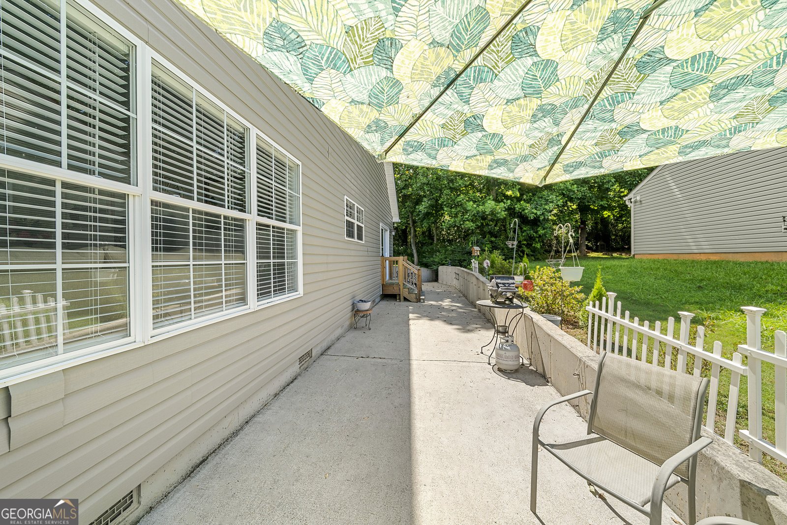 400 Sapling Court Temple - 40