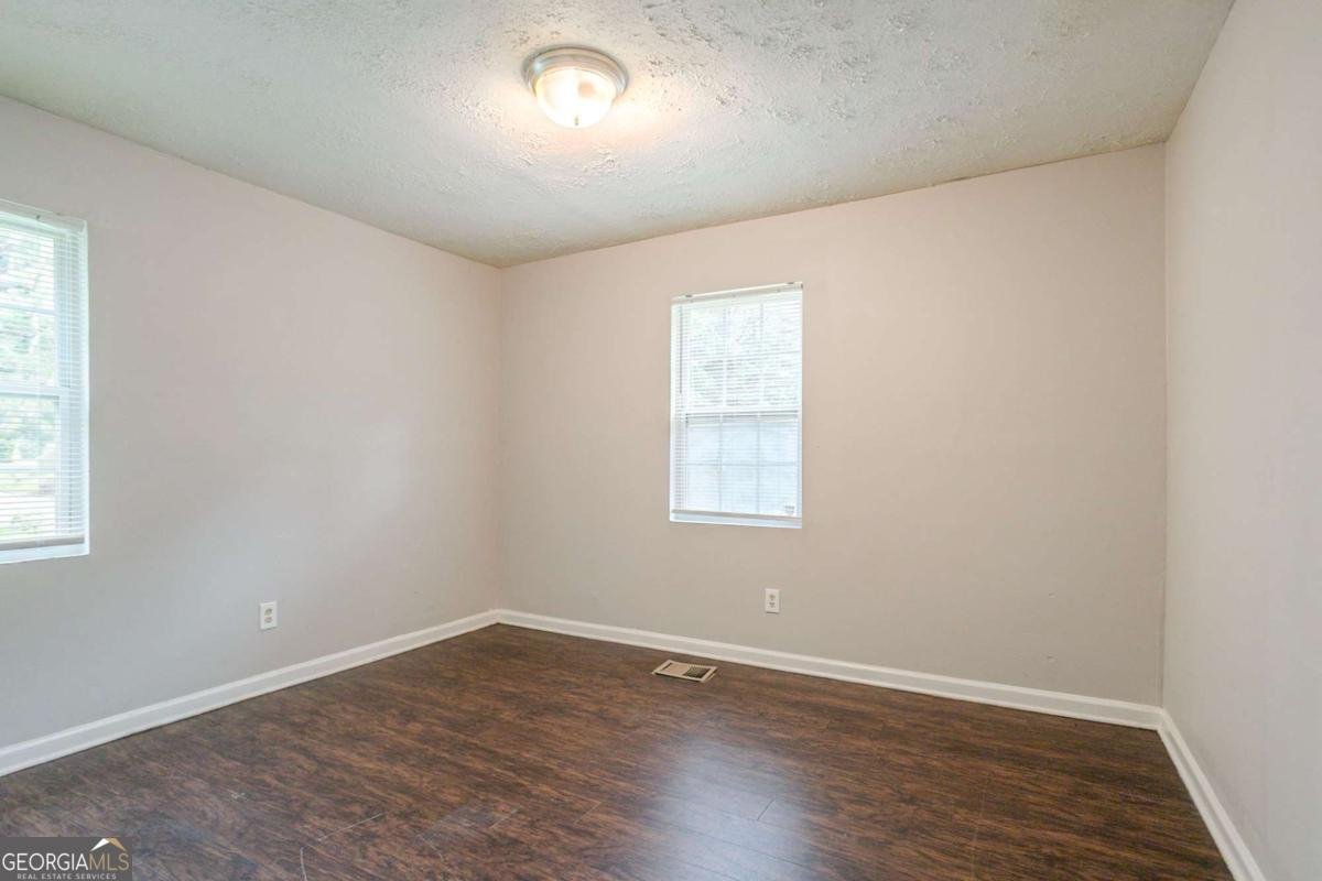 2757 Revere Drive Atlanta - 4
