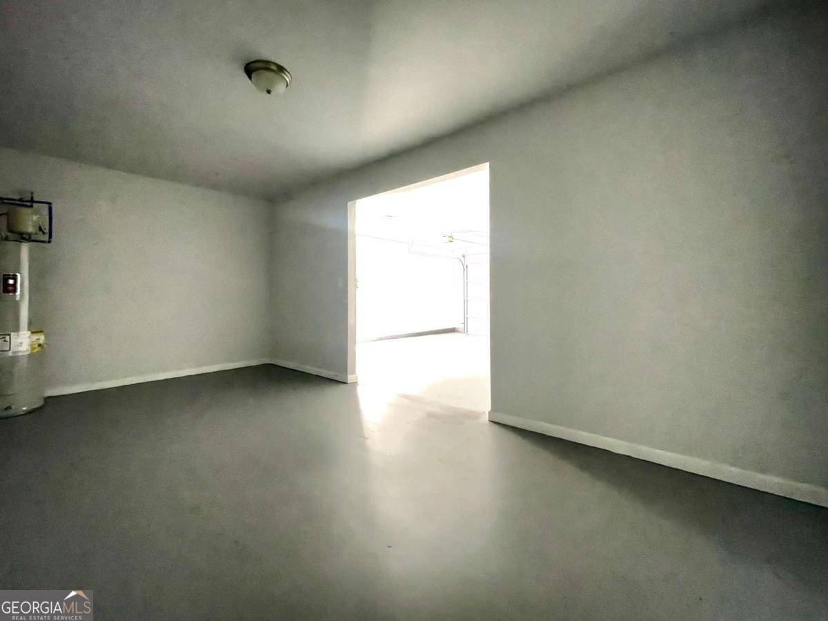 18 Erin Way Commerce - 25