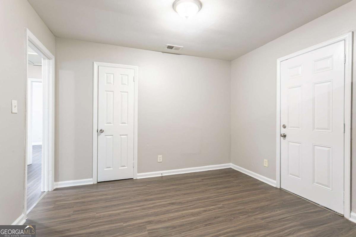 2611 Rex Avenue Atlanta - 8