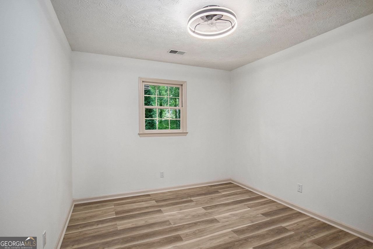 608 PAMELA Court Lawrenceville - 17
