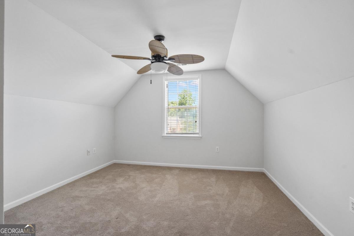 5380 Villa Lake Court Suwanee - 27
