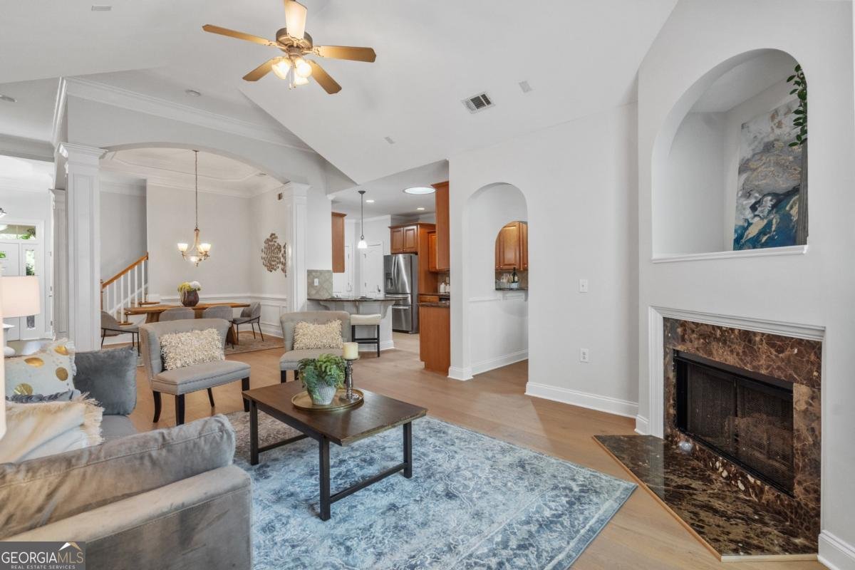 5380 Villa Lake Court Suwanee - 4