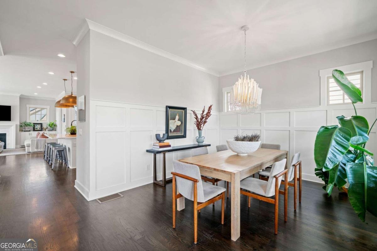 559 Club Drive Woodstock - 11