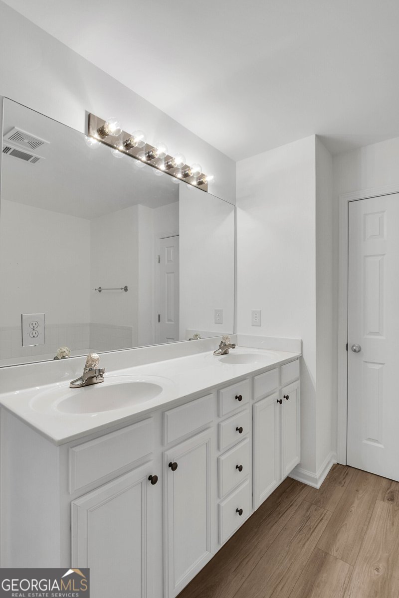 365 Creek Manor Way Suwanee - 16