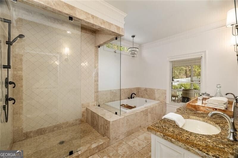 1466 University Drive Atlanta - 18