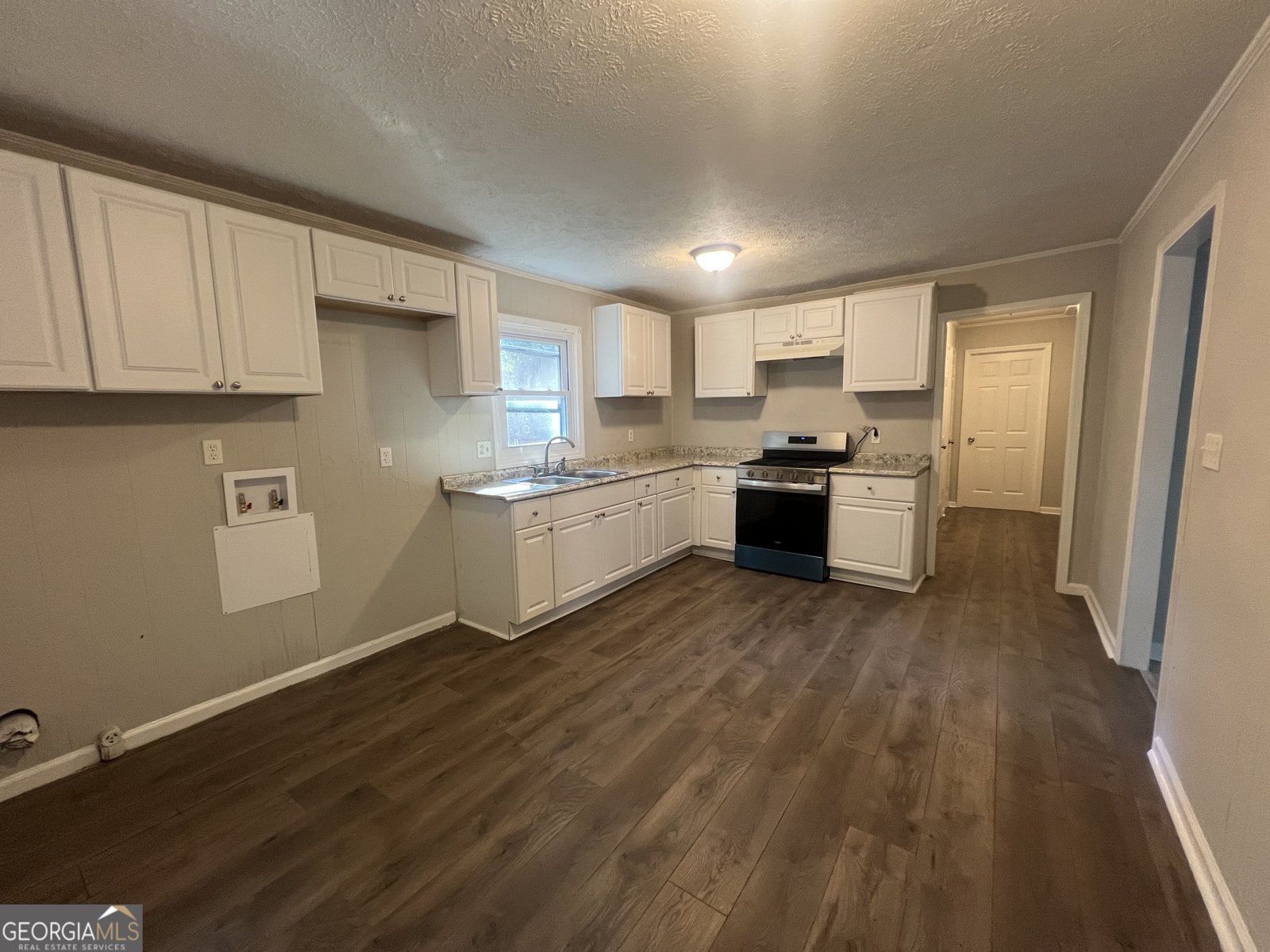 423 Banks Street Monticello - 3