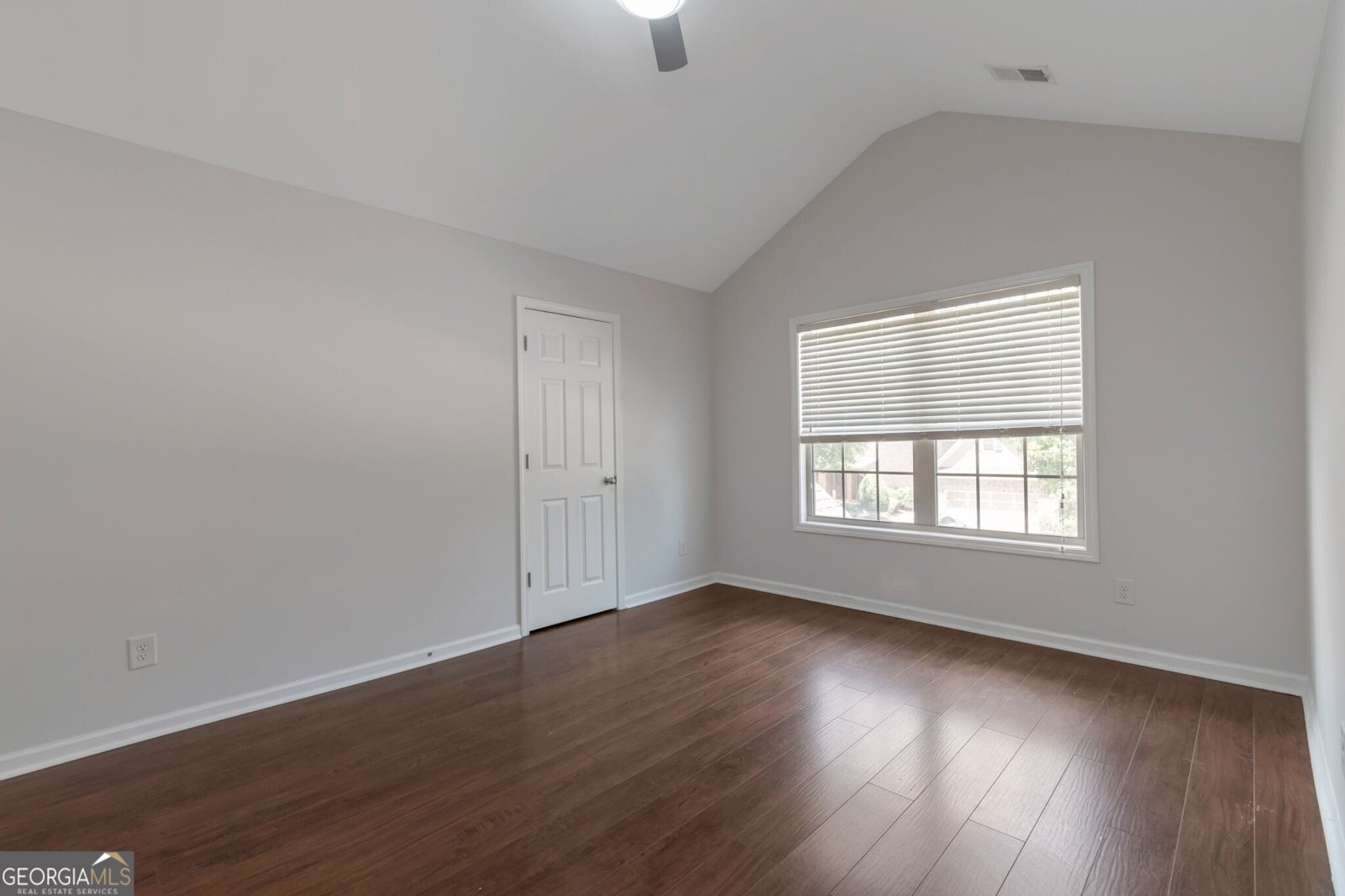 3210 Lake McGinnis Drive Suwanee - 26