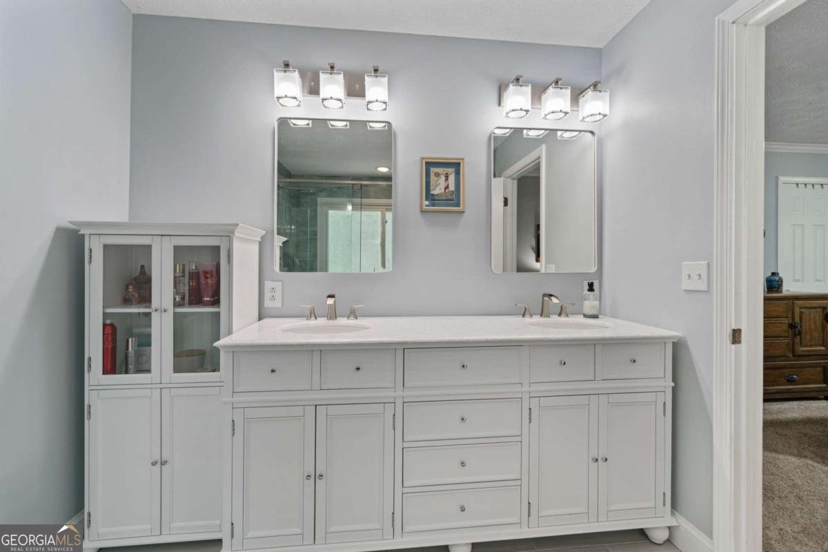 3978 Pointe Gainesville - 27