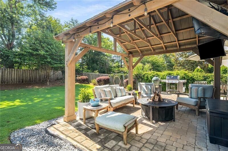 11095 Crabapple Lake Drive Roswell - 13