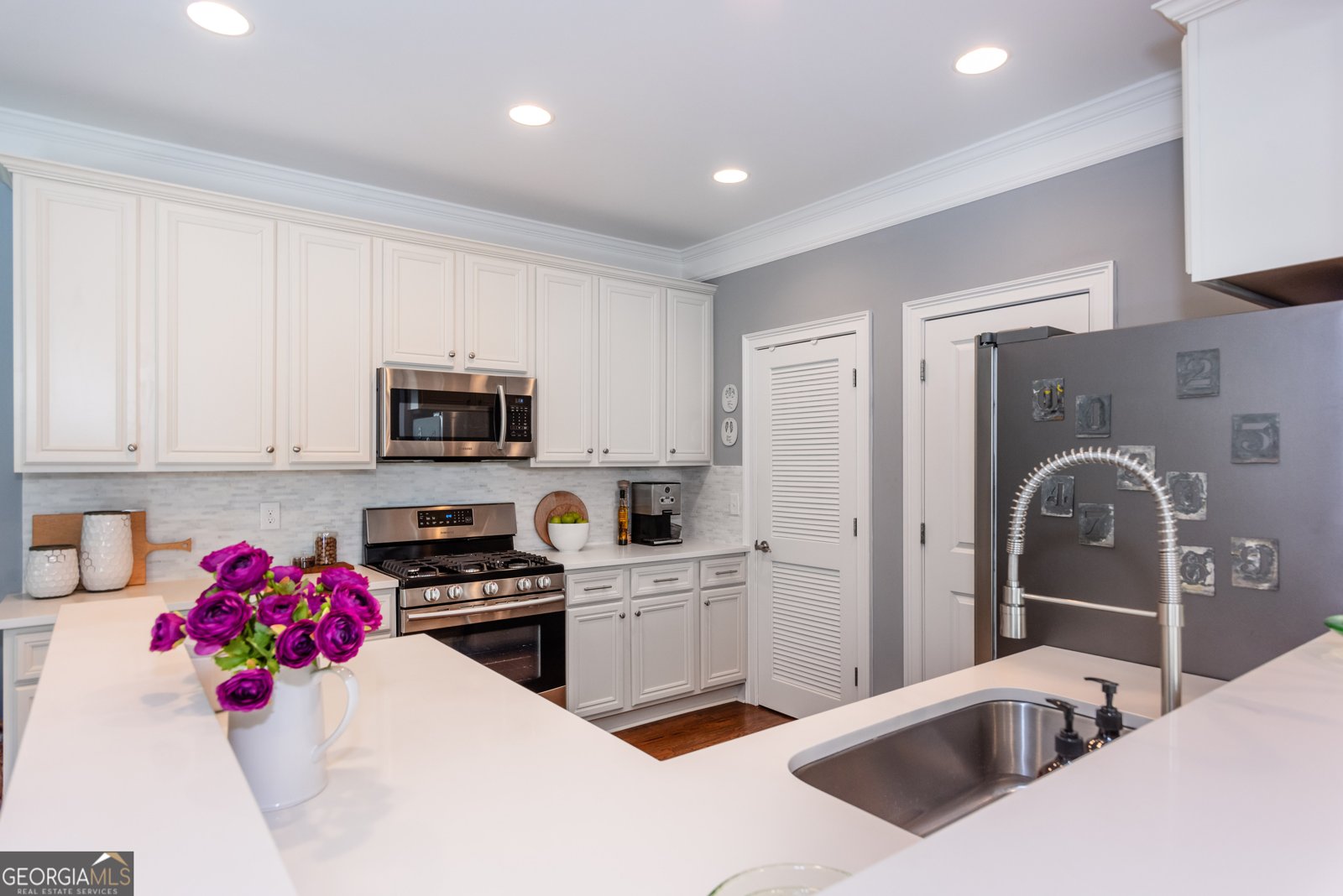 1324 Cambridge Avenue East Point - 10