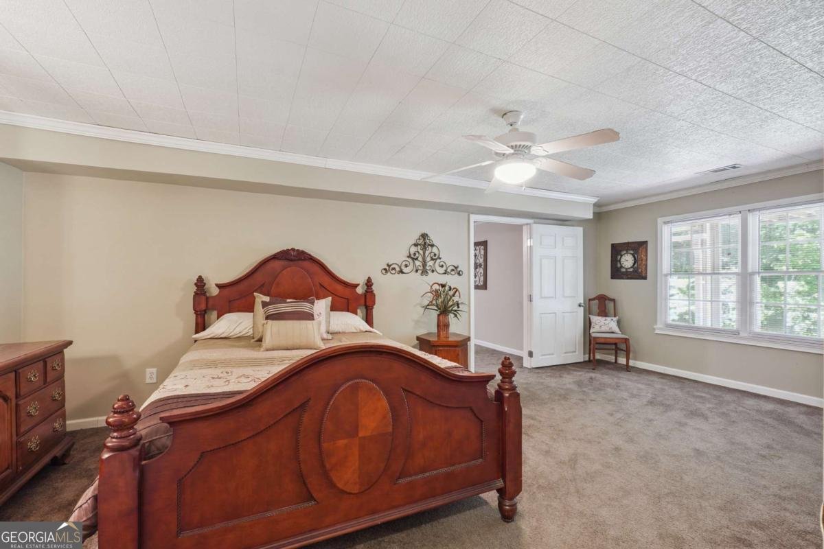 468 Crestview Drive Dallas - 25