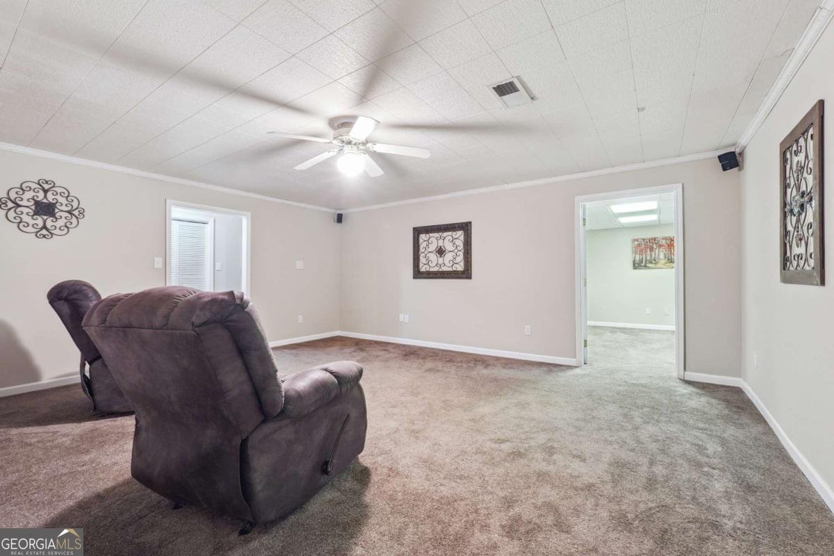 468 Crestview Drive Dallas - 28