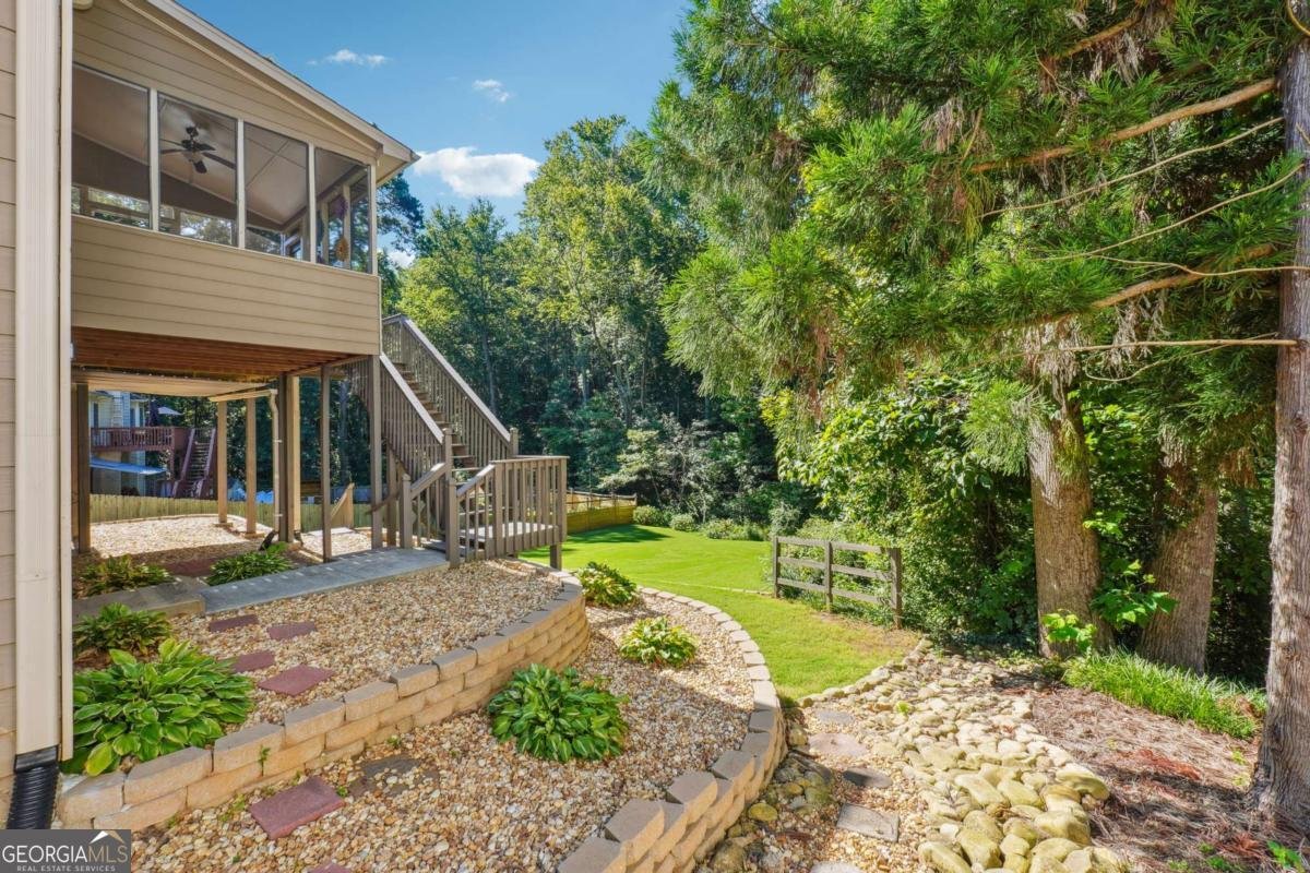 468 Crestview Drive Dallas - 37