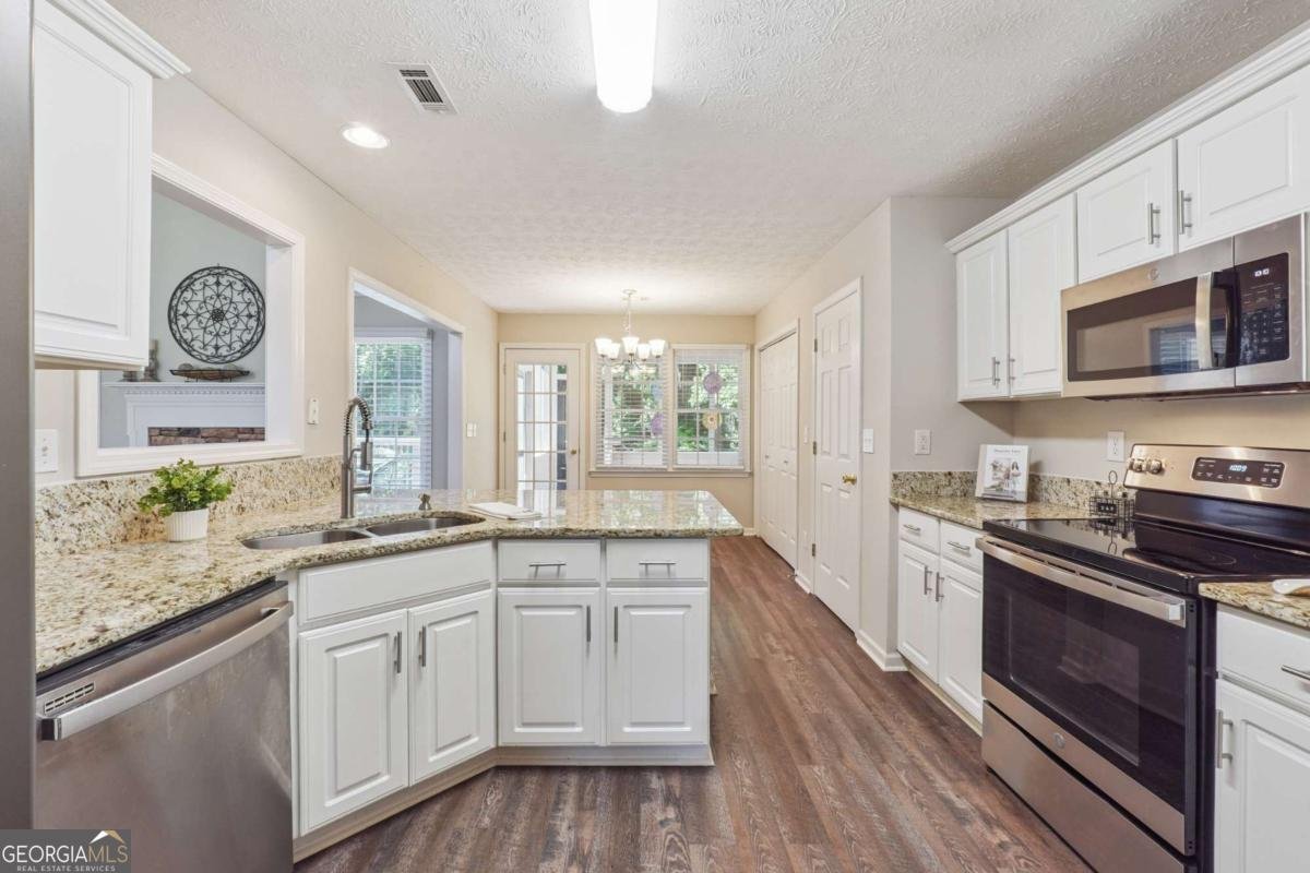 468 Crestview Drive Dallas - 9