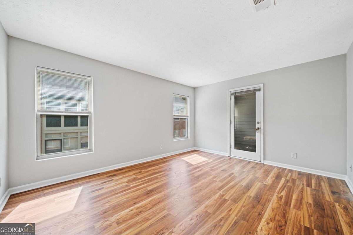 717 Beaufort Circle Duluth - 17